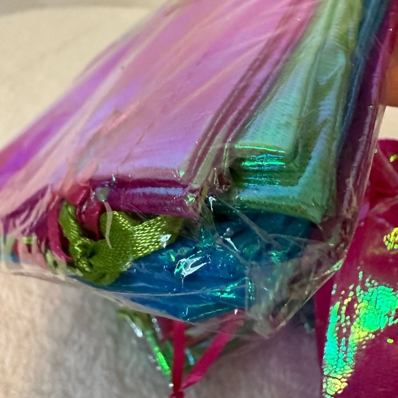 Drawstring Gift Pouches - Picture 3 of 4